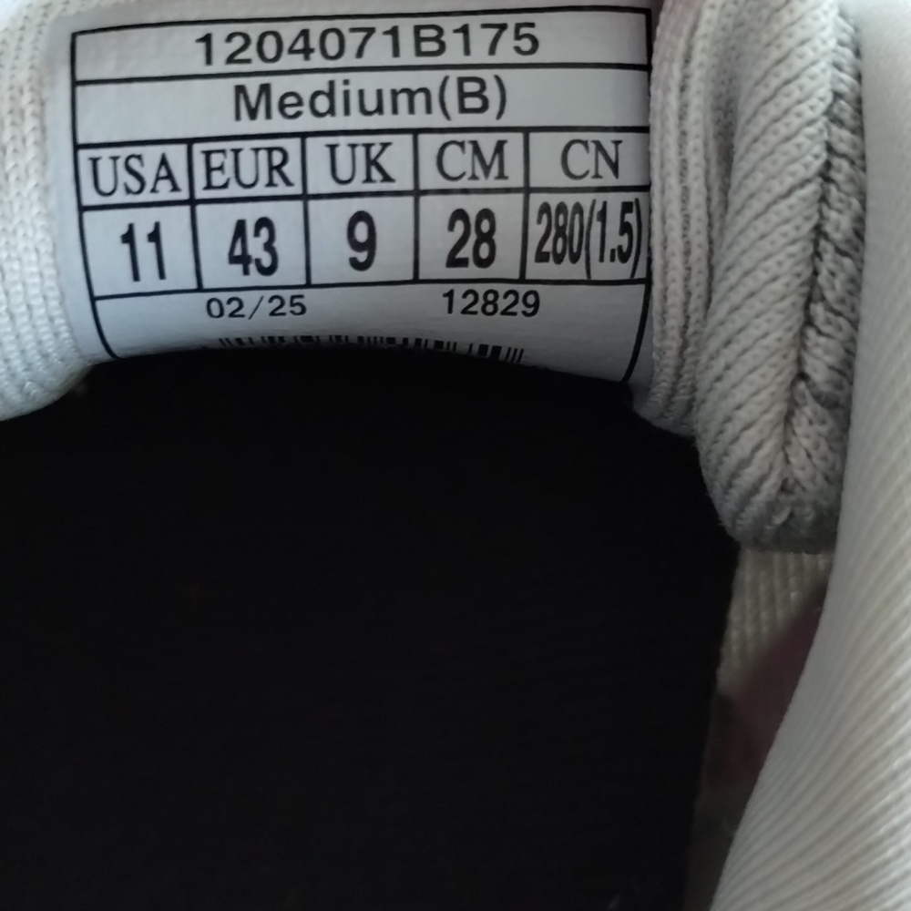 Brooks Women's Gray and Pink Running Sneakers 11 Ghost 16 - Picture 4 of 12